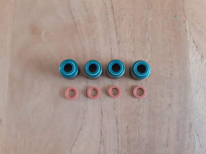 Set klepsteelrubbers CIH 4-cyl.