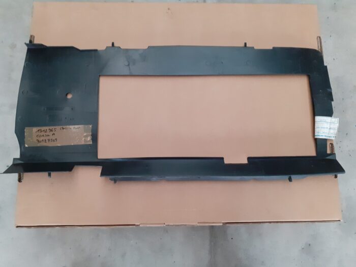 Luchtgeleider / deflector radiator Corsa A