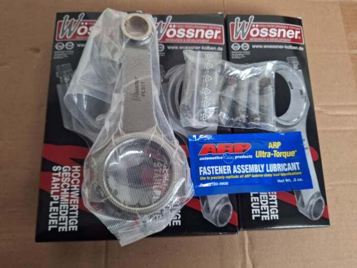 Set Wössner drijfstangen 2.4 CIH
