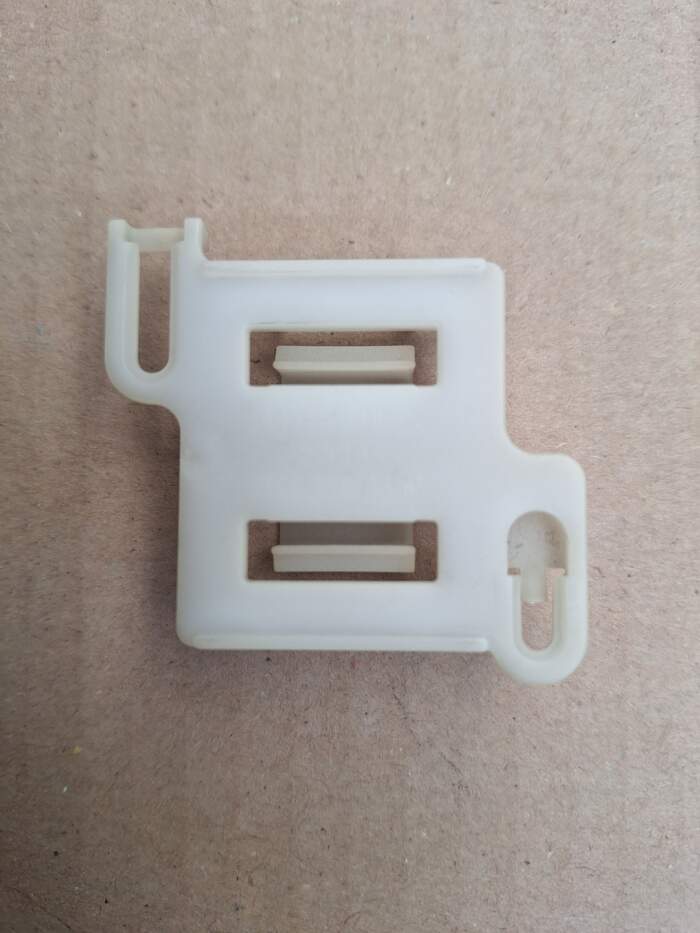 Clips / klem sierlijst Vectra A 2000 / Turbo