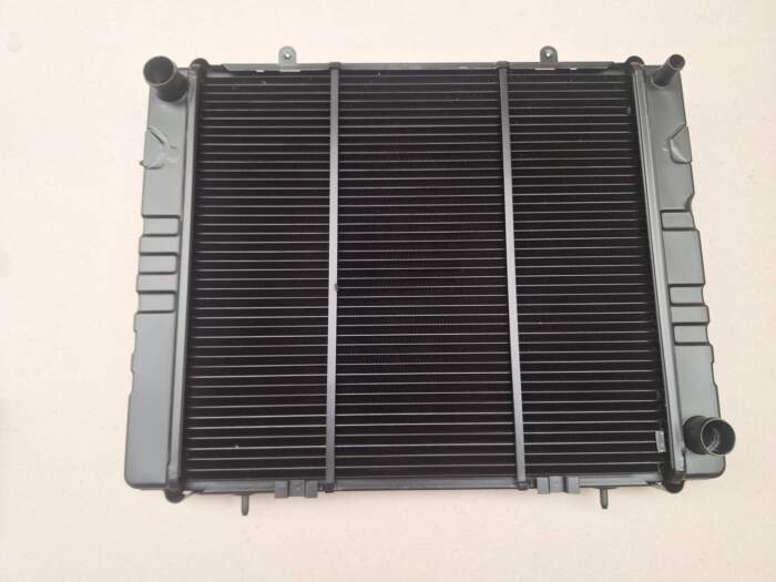 Radiator Rekord E 2.1 / 2.3 diesel